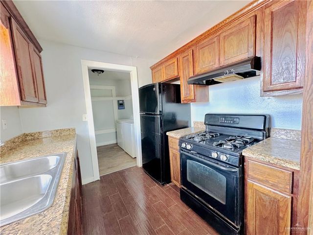 418 E Madison Avenue, Harlingen, TX 78550