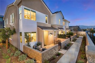 5920 Rockport Rd, Eastvale, CA 92880