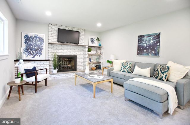 262 CENTENNIAL RD, Warminster, PA 18974