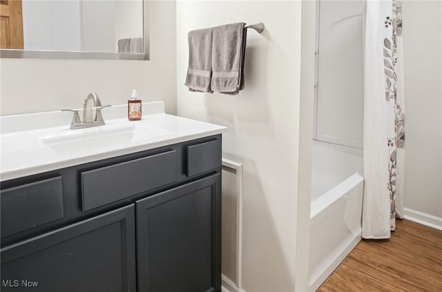 1721 Northmoreland Boulevard, Cuyahoga Falls, OH 44221