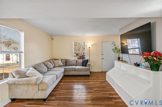 14100 Bermuda Point Ct, Chester, VA 23836