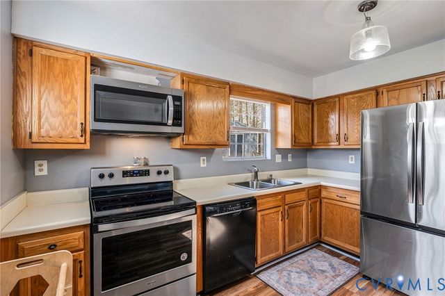 14100 Bermuda Point Ct, Chester, VA 23836