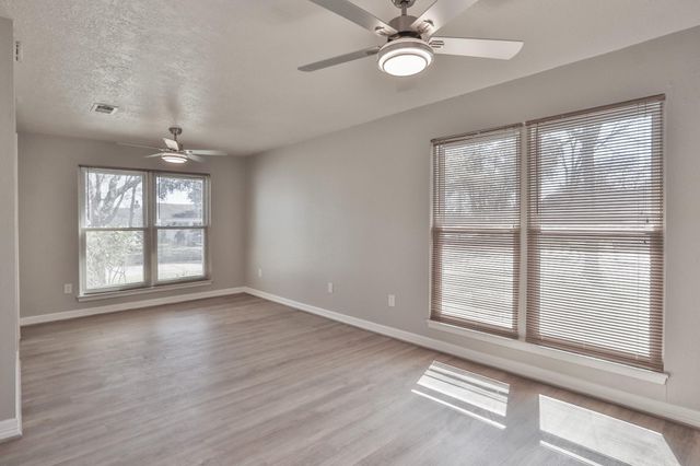 509 Belmont Drive, Friendswood, TX 77546