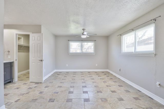 509 Belmont Drive, Friendswood, TX 77546