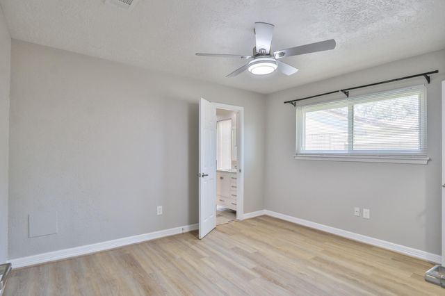 509 Belmont Drive, Friendswood, TX 77546
