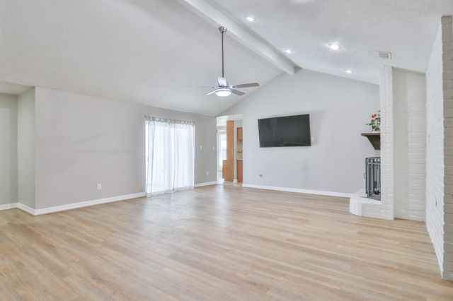509 Belmont Drive, Friendswood, TX 77546