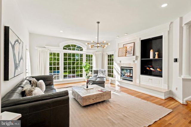 9313 HARRISONS FARM WAY, Laytonsville, MD 20882