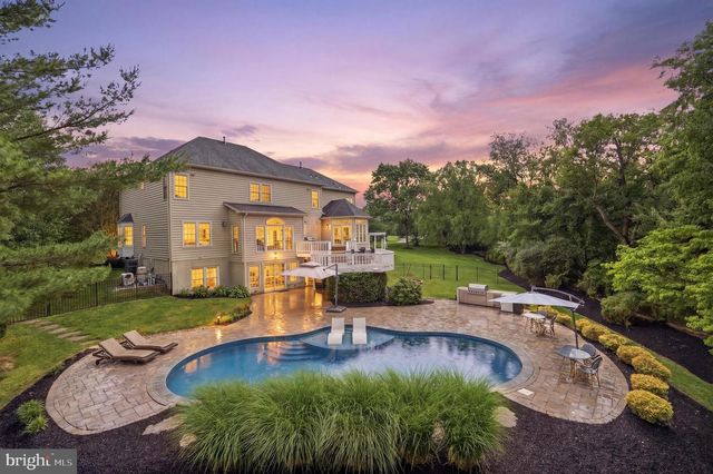 9313 HARRISONS FARM WAY, Laytonsville, MD 20882