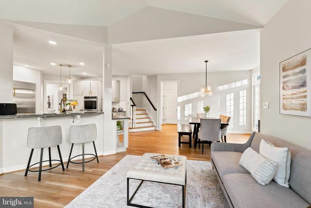 9313 HARRISONS FARM WAY, Laytonsville, MD 20882