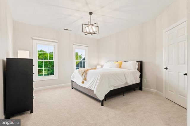 9313 HARRISONS FARM WAY, Laytonsville, MD 20882