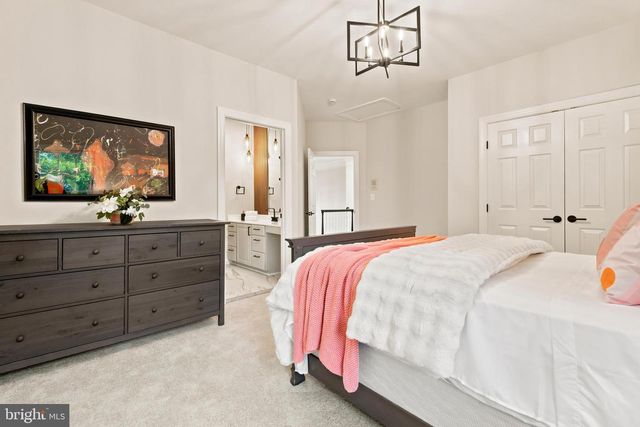 9313 HARRISONS FARM WAY, Laytonsville, MD 20882