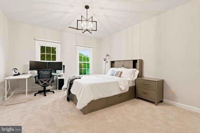 9313 HARRISONS FARM WAY, Laytonsville, MD 20882