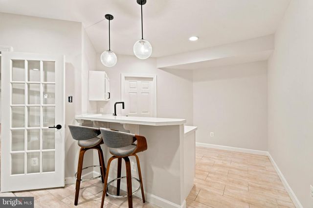 9313 HARRISONS FARM WAY, Laytonsville, MD 20882