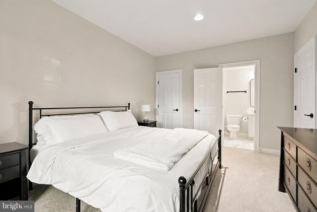 9313 HARRISONS FARM WAY, Laytonsville, MD 20882