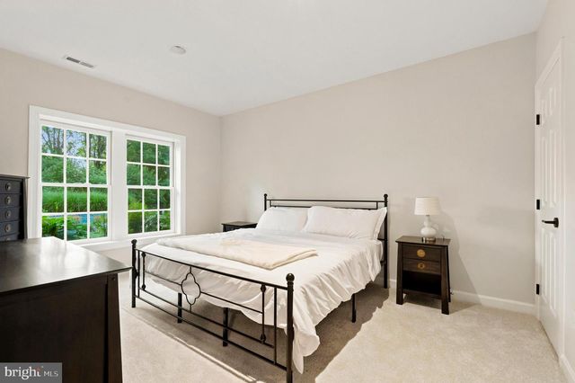 9313 HARRISONS FARM WAY, Laytonsville, MD 20882