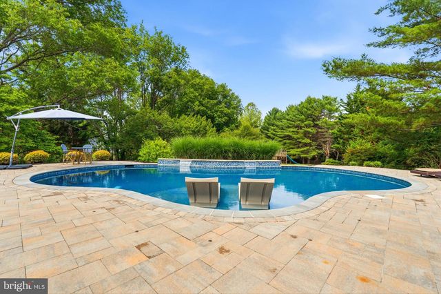 9313 HARRISONS FARM WAY, Laytonsville, MD 20882