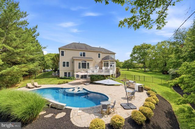 9313 HARRISONS FARM WAY, Laytonsville, MD 20882