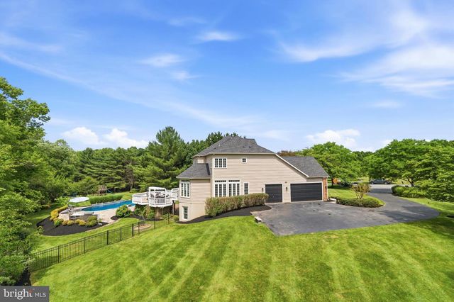 9313 HARRISONS FARM WAY, Laytonsville, MD 20882