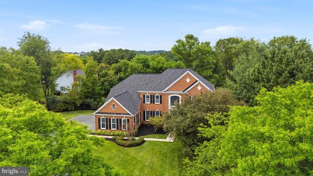 9313 HARRISONS FARM WAY, Laytonsville, MD 20882