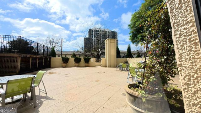 2479 Peachtree Road NE 1306, Atlanta, GA 30305