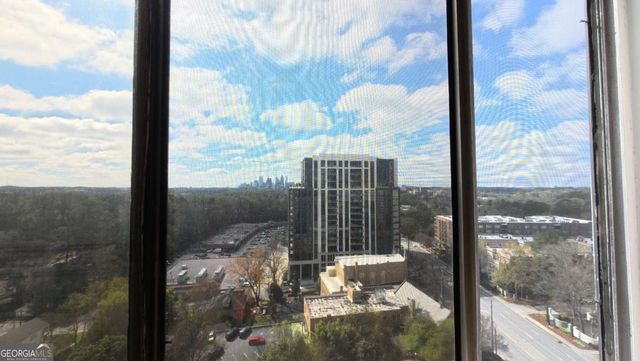 2479 Peachtree Road NE 1306, Atlanta, GA 30305