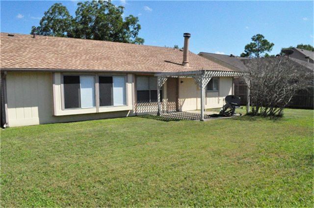 2119 Fountain Drive, Sugar Land, TX 77478