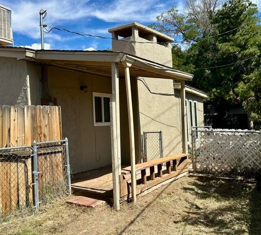 3800 Denise Court NE, Albuquerque, NM 87111