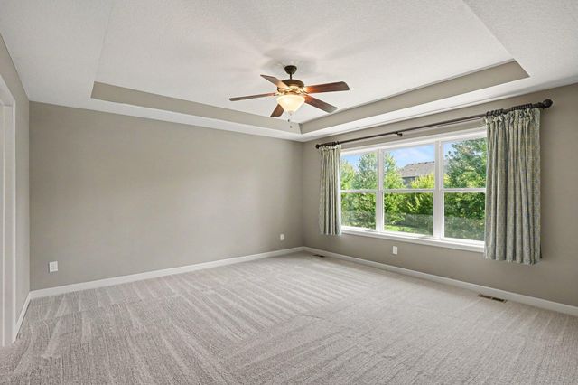3476 Sawgrass Trail W, Eagan, MN 55123