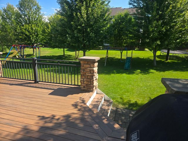 3476 Sawgrass Trail W, Eagan, MN 55123