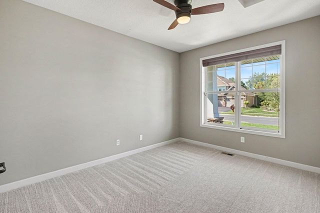 3476 Sawgrass Trail W, Eagan, MN 55123