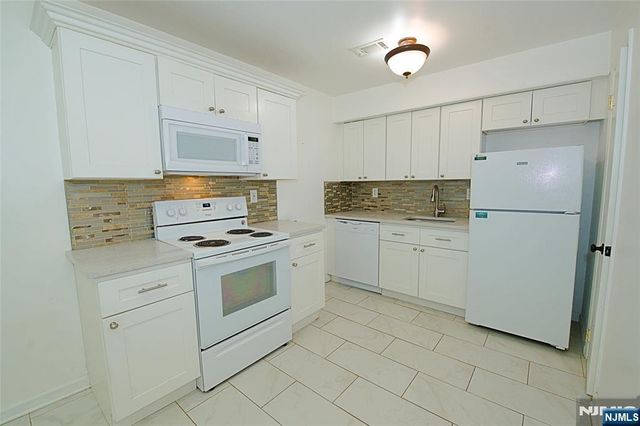 9 Village Way 4, Vernon, NJ 07462