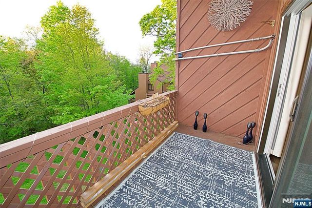 9 Village Way 4, Vernon, NJ 07462