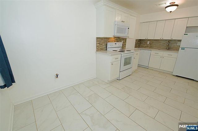9 Village Way 4, Vernon, NJ 07462