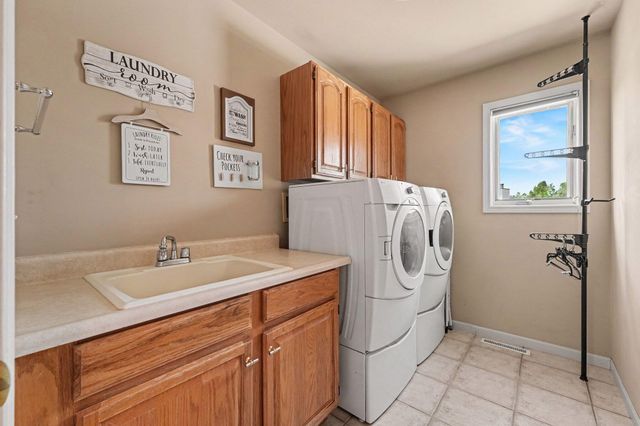 2226 Cowan Court, Schererville, IN 46375