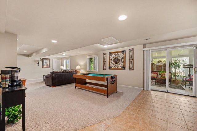 2226 Cowan Court, Schererville, IN 46375
