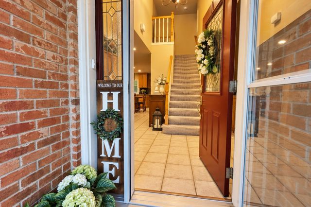 2226 Cowan Court, Schererville, IN 46375