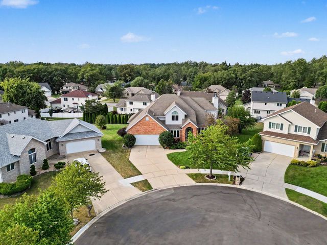 2226 Cowan Court, Schererville, IN 46375