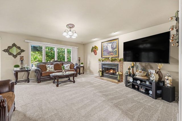 2226 Cowan Court, Schererville, IN 46375
