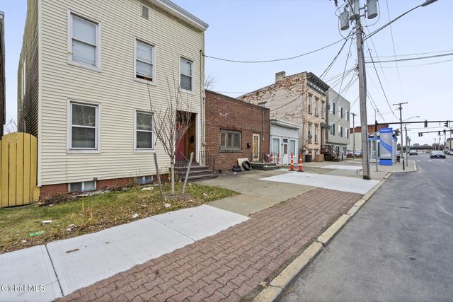 1243 Broadway, Menands, NY 12204