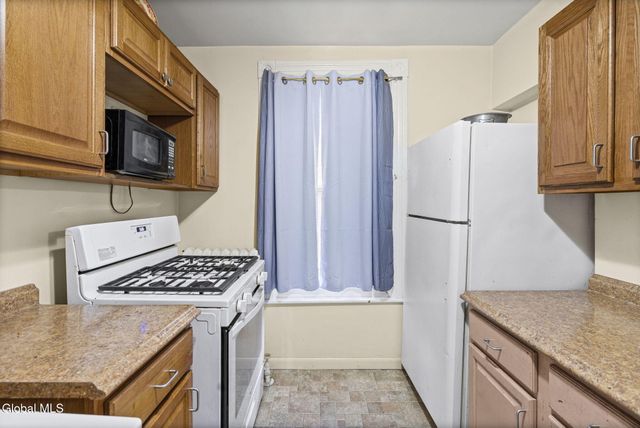 1243 Broadway, Menands, NY 12204