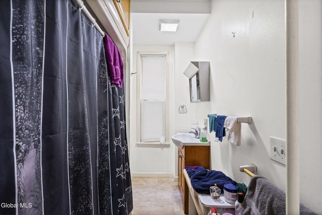 1243 Broadway, Menands, NY 12204