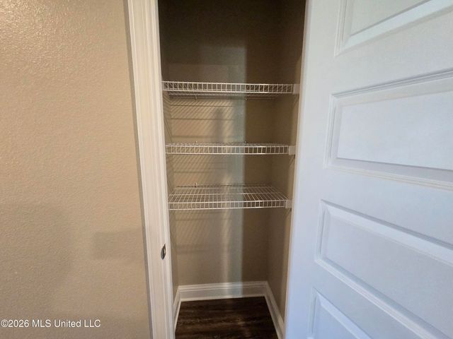 6451 Eastland Circle, Biloxi, MS 39532