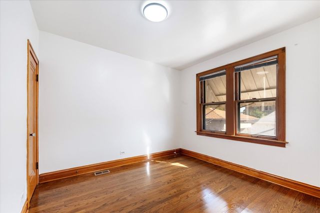 4607 S Karlov Avenue, Chicago, IL 60632