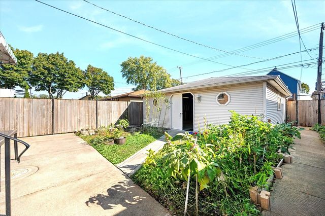 4607 S Karlov Avenue, Chicago, IL 60632