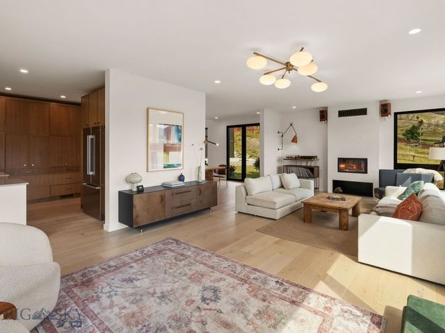 44 Midway Bridger Road, Bozeman, MT 59715