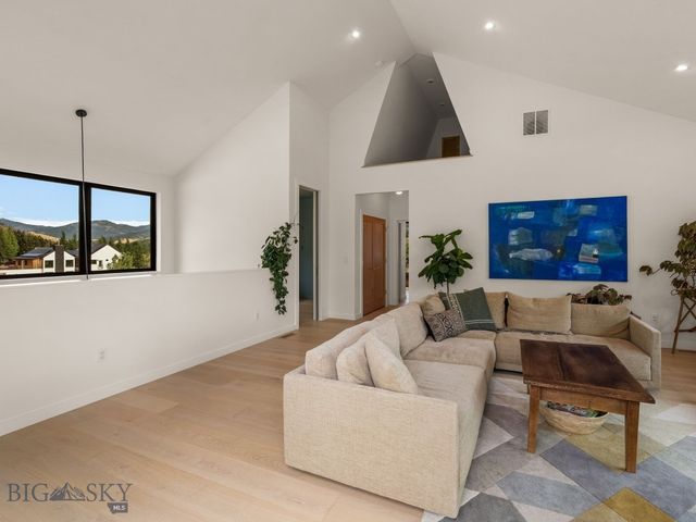 44 Midway Bridger Road, Bozeman, MT 59715