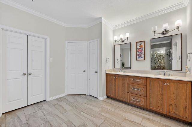 8136 Black Ash Drive, Fort Worth, TX 76131