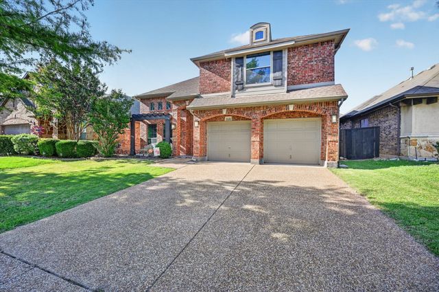 8136 Black Ash Drive, Fort Worth, TX 76131