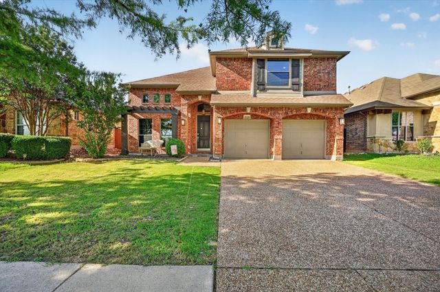 8136 Black Ash Drive, Fort Worth, TX 76131