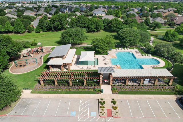 8136 Black Ash Drive, Fort Worth, TX 76131